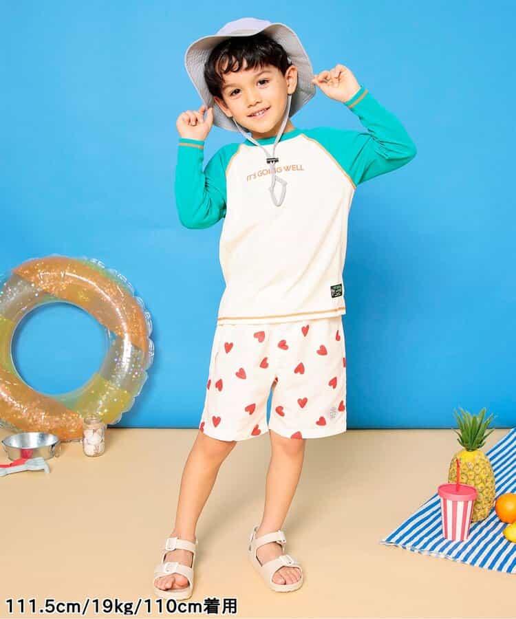 期待的沙灘短褲