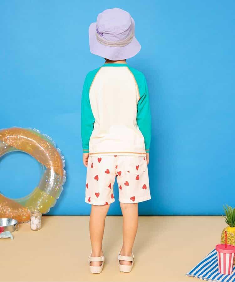 期待的沙灘短褲