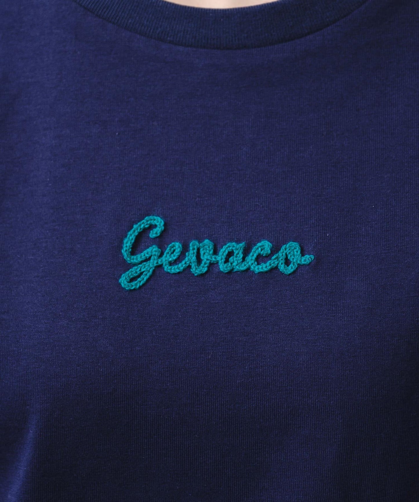 【GEVACO】一點小標誌鏈條刺繡T恤