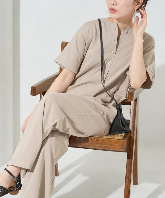 輕鬆款前開扣短袖連體褲