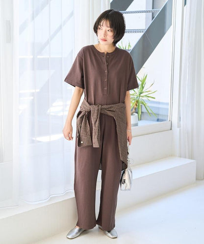 輕鬆款前開扣短袖連體褲