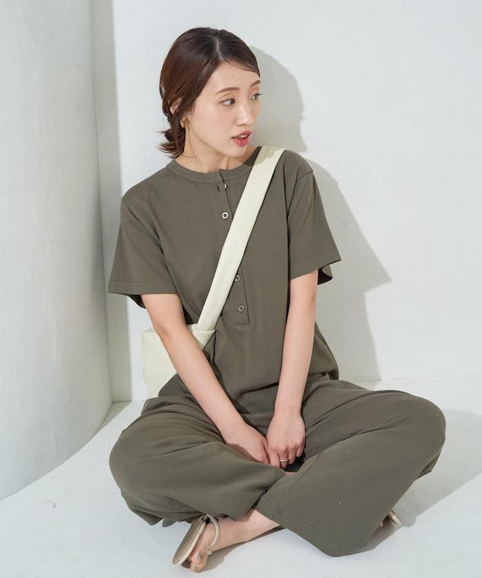 輕鬆款前開扣短袖連體褲