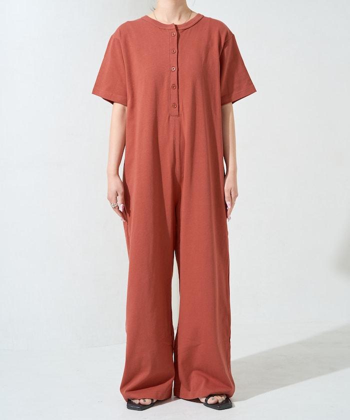 輕鬆款前開扣短袖連體褲