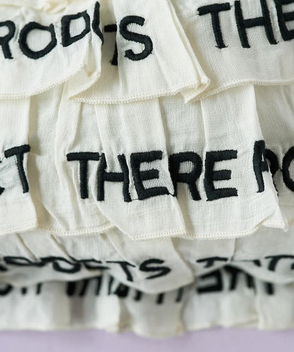 設計 標誌刺繡 褶邊托特包