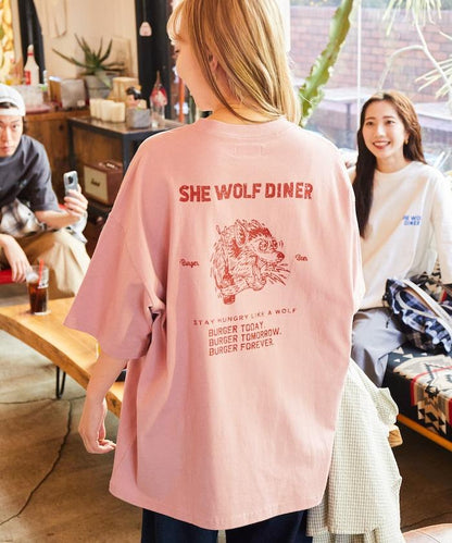 SHE WOLF DINER×FREAK'S STORE/海狼餐廳 聯名 大尺寸 後背印花T恤/WOLF