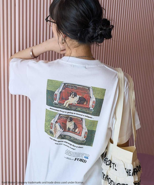 Ford 背景圖案印花T恤