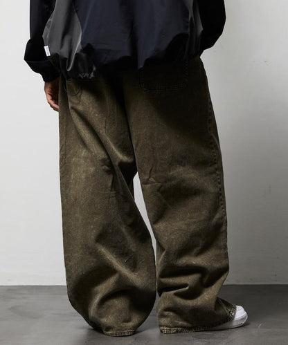 寬鬆直筒 雙膝異色牛仔褲