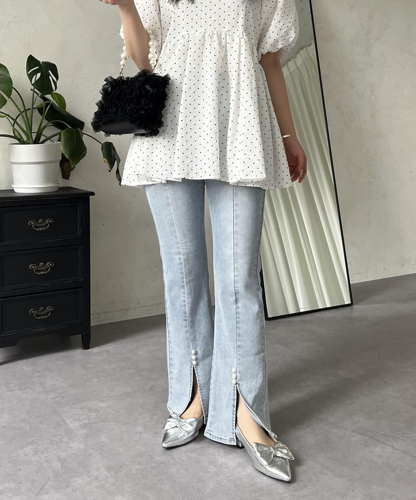 彈力開叉珍珠荷葉邊牛仔褲