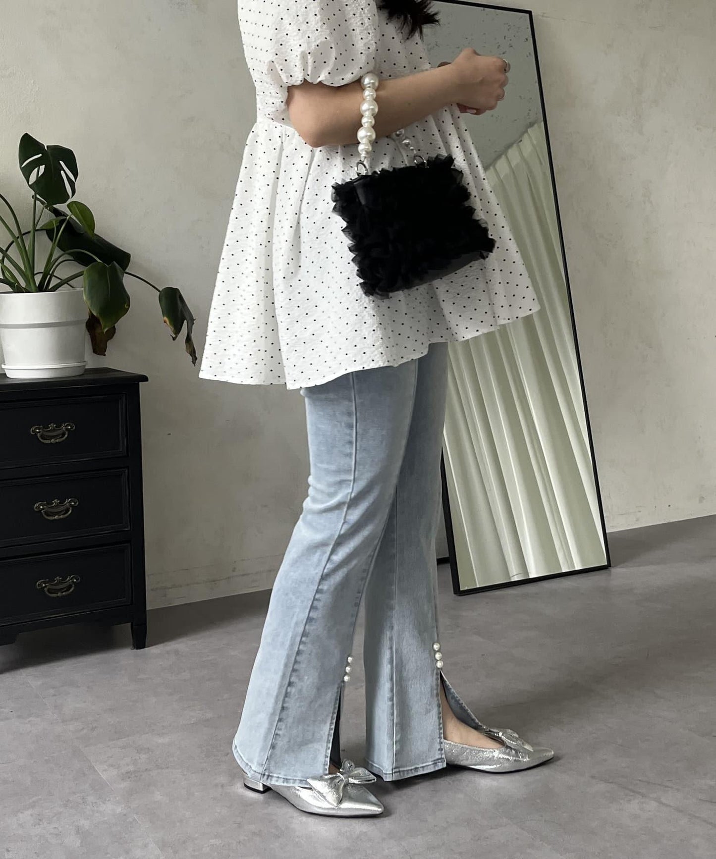 彈力開叉珍珠荷葉邊牛仔褲