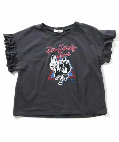 露肩T恤＆蕾絲吊帶套裝