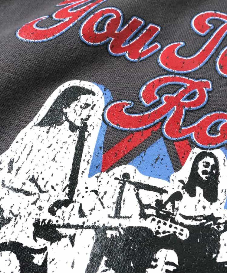 露肩T恤＆蕾絲吊帶套裝