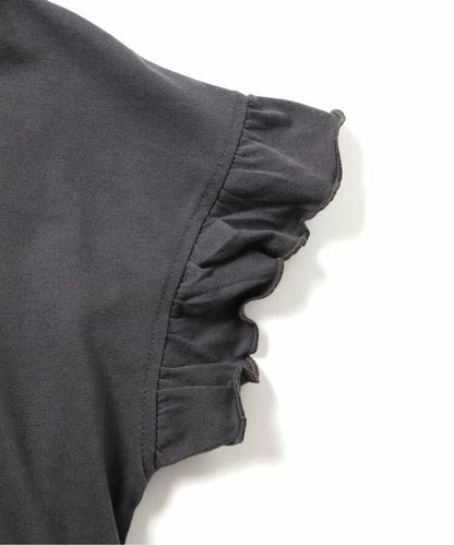 露肩T恤＆蕾絲吊帶套裝