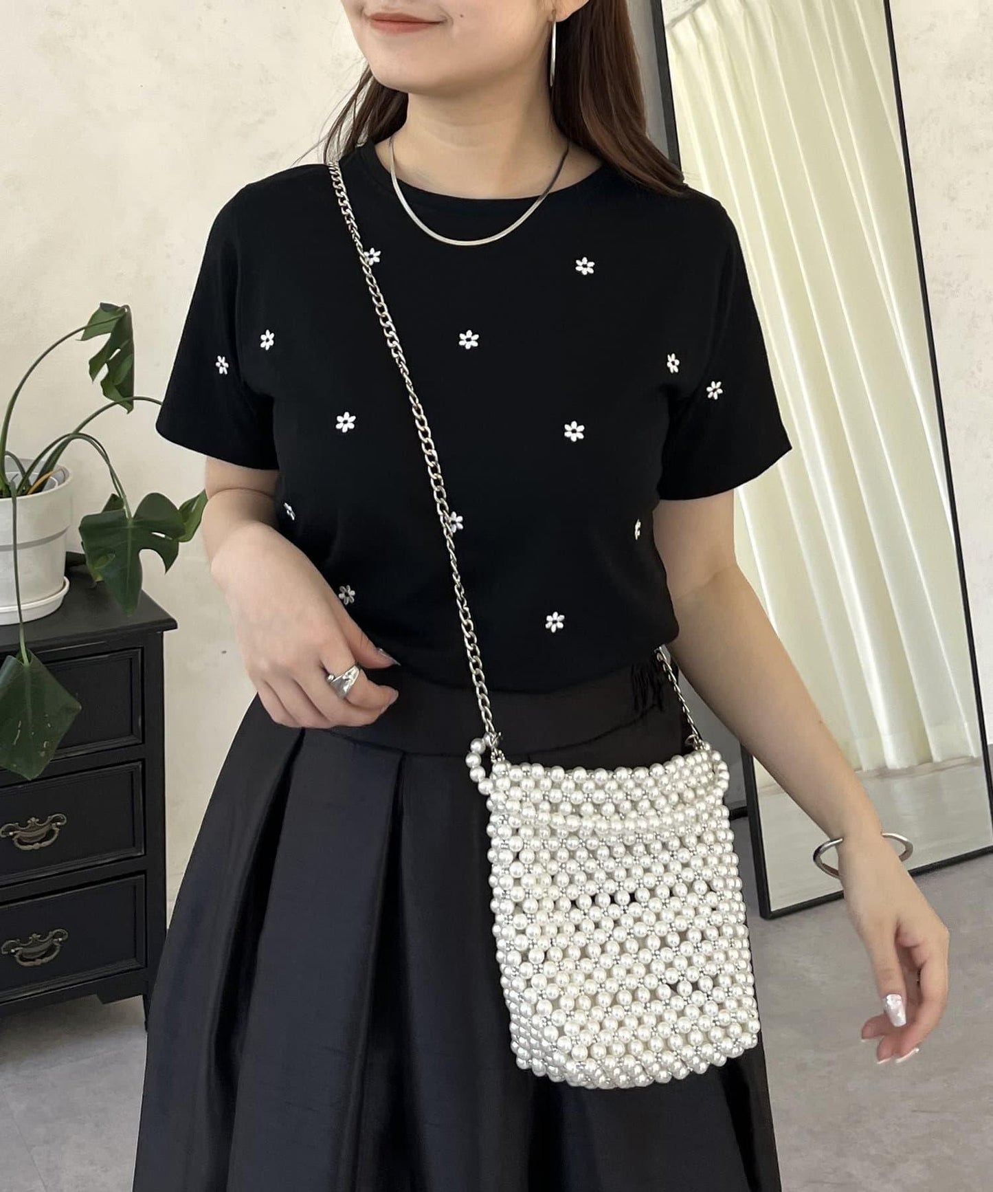 花朵刺繡T恤
