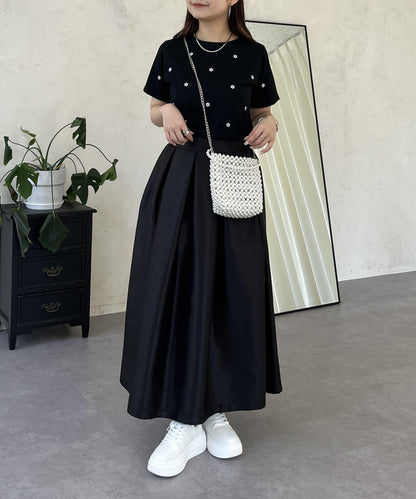 花朵刺繡T恤