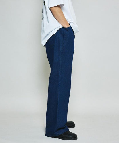 修身牛仔喇叭褲