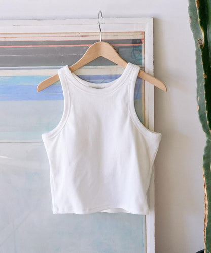 帶杯的無袖棉質肋條背心