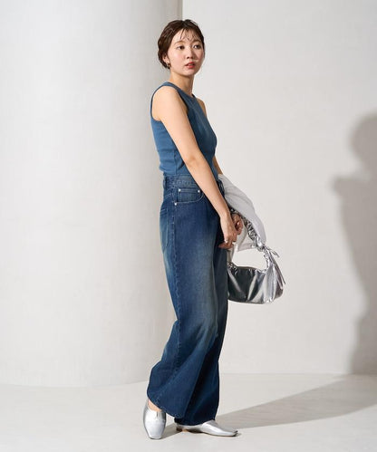 帶杯的無袖棉質肋條背心