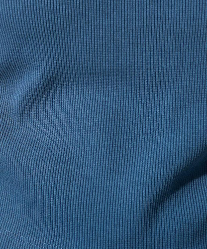 帶杯的無袖棉質肋條背心