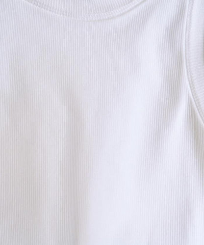 帶杯的無袖棉質肋條背心