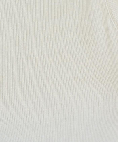 帶杯的無袖棉質肋條背心