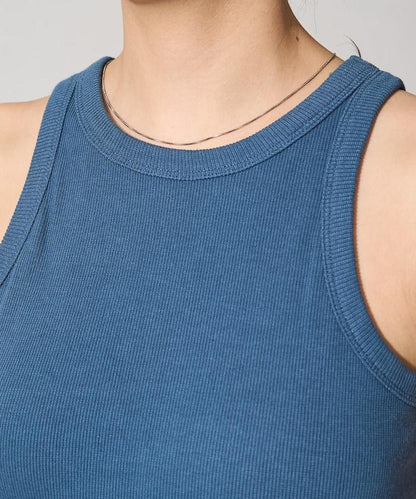 帶杯的無袖棉質肋條背心