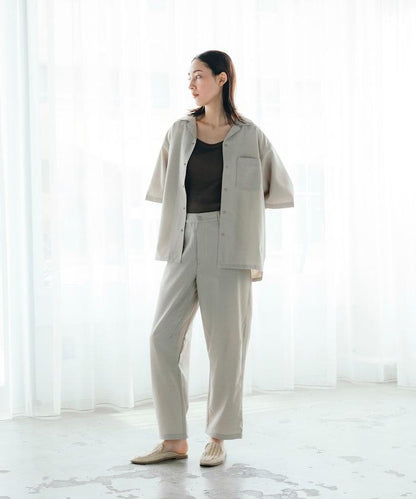 速乾材料 舒適版型 開領襯衫 短袖 亞麻風