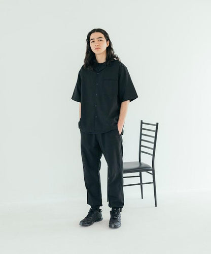 速乾材料 舒適版型 開領襯衫 短袖 亞麻風