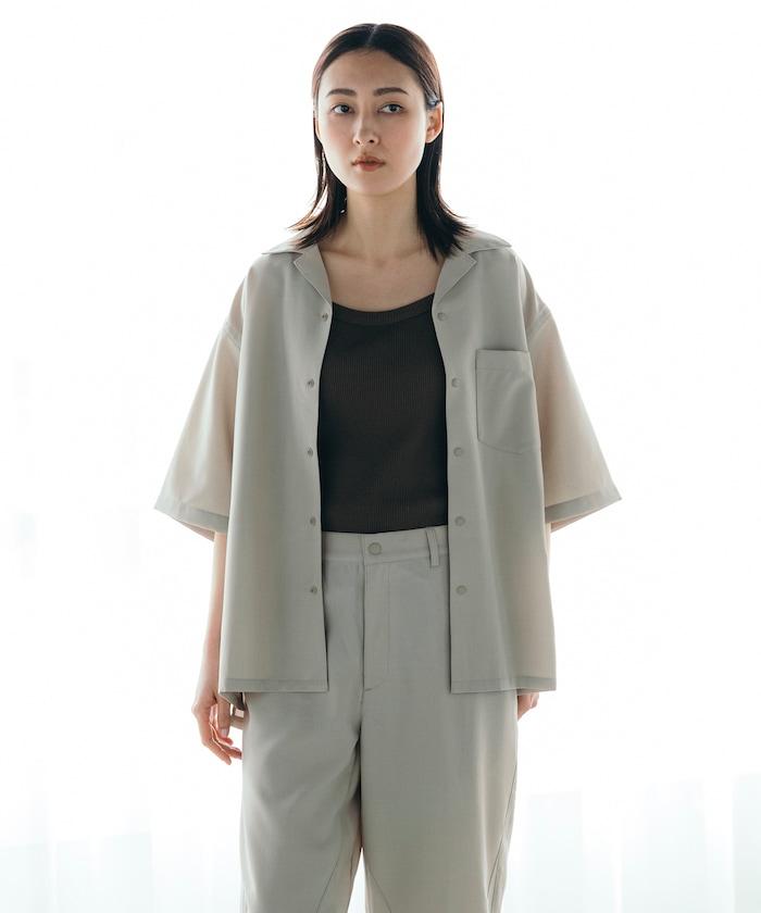 速乾材料 舒適版型 開領襯衫 短袖 亞麻風