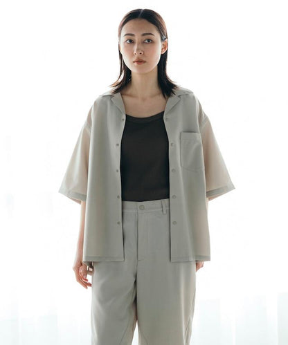 速乾材料 舒適版型 開領襯衫 短袖 亞麻風