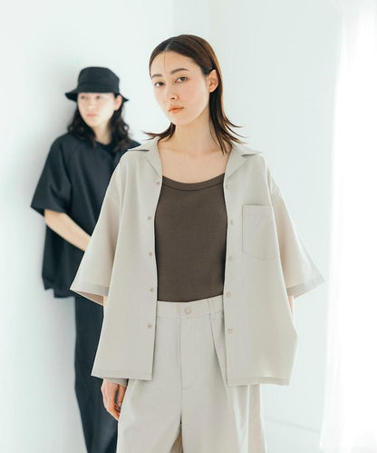 速乾材料 舒適版型 開領襯衫 短袖 亞麻風