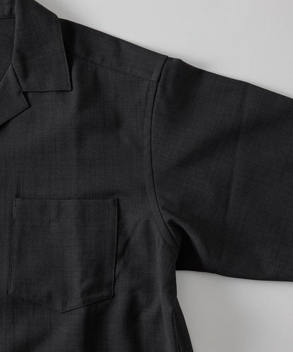 速乾材料 舒適版型 開領襯衫 短袖 亞麻風