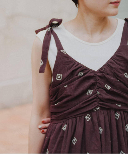 【aguni】刺繡層疊吊帶連衣裙
