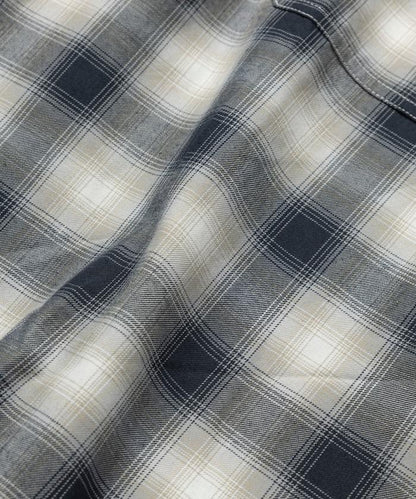 聯名 輕鬆版型 半拉鍊 單標誌 短袖工作襯衫 條紋 格子