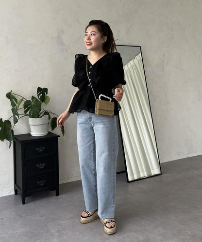 【MOMO】彈力修身直筒牛仔褲