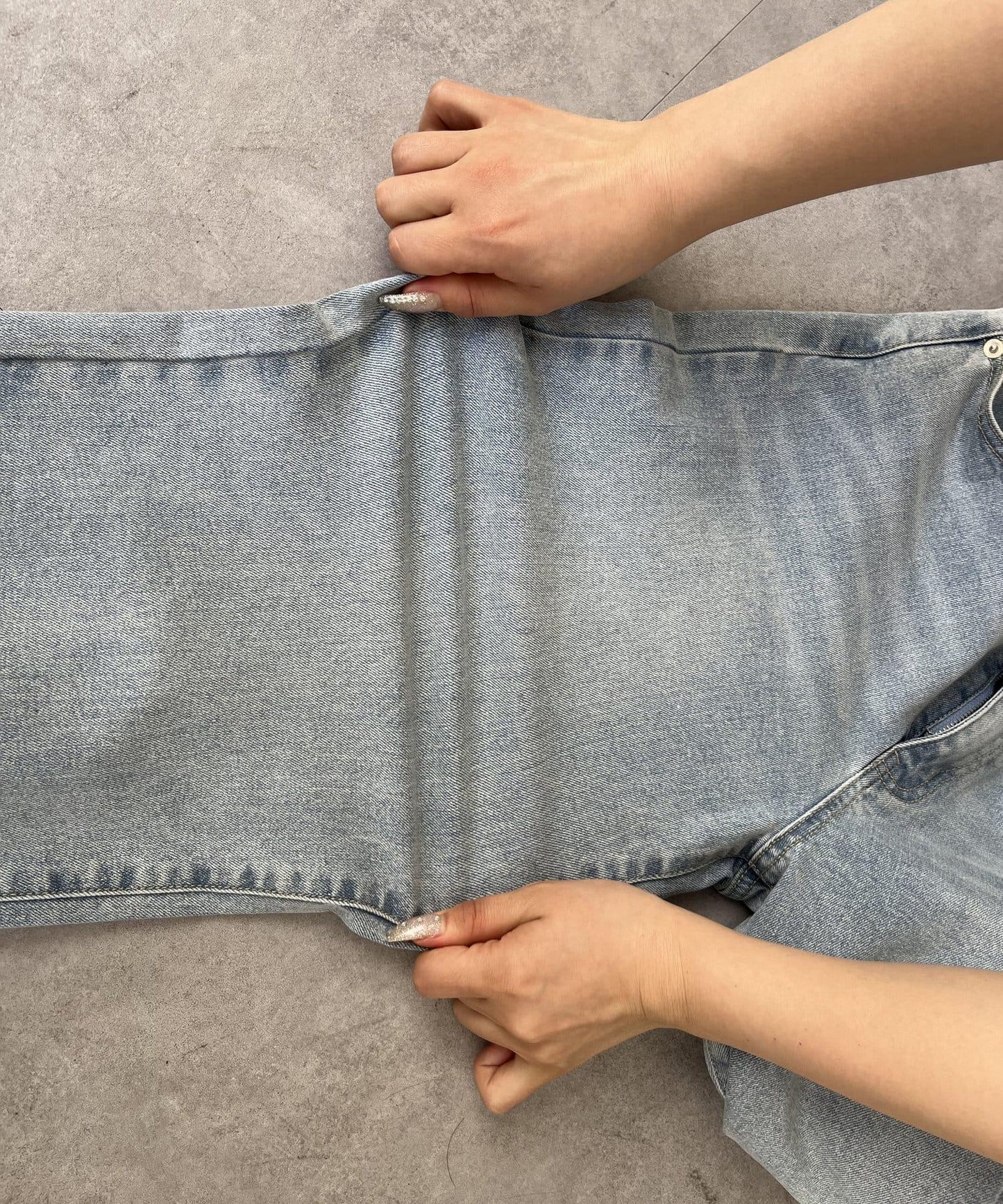 【MOMO】彈力修身直筒牛仔褲