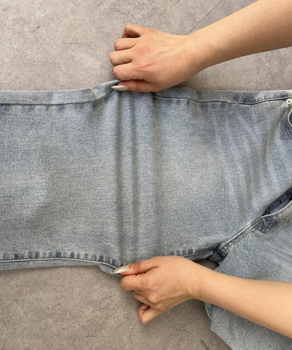 【MOMO】彈力修身直筒牛仔褲