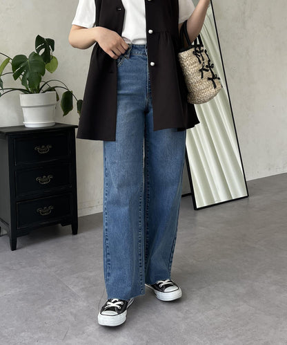 【MOMO】彈力修身直筒牛仔褲