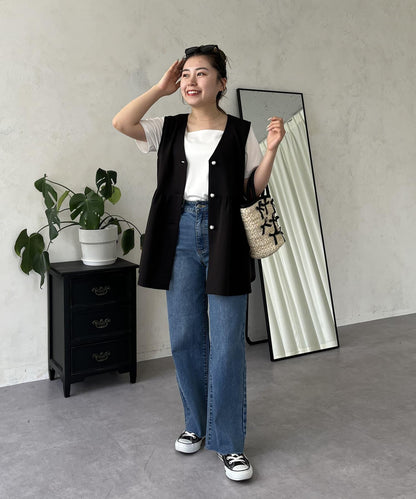 【MOMO】彈力修身直筒牛仔褲