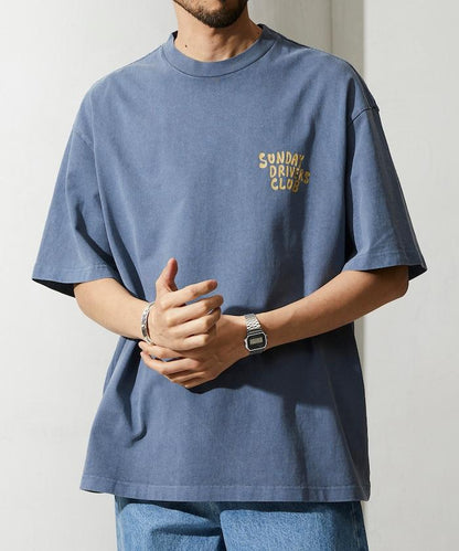 反面內側週日司機俱樂部T恤