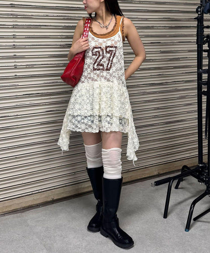 蕾絲連衣裙數字排列不規則下襬連衣裙
