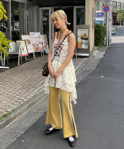 蕾絲連衣裙數字排列不規則下襬連衣裙