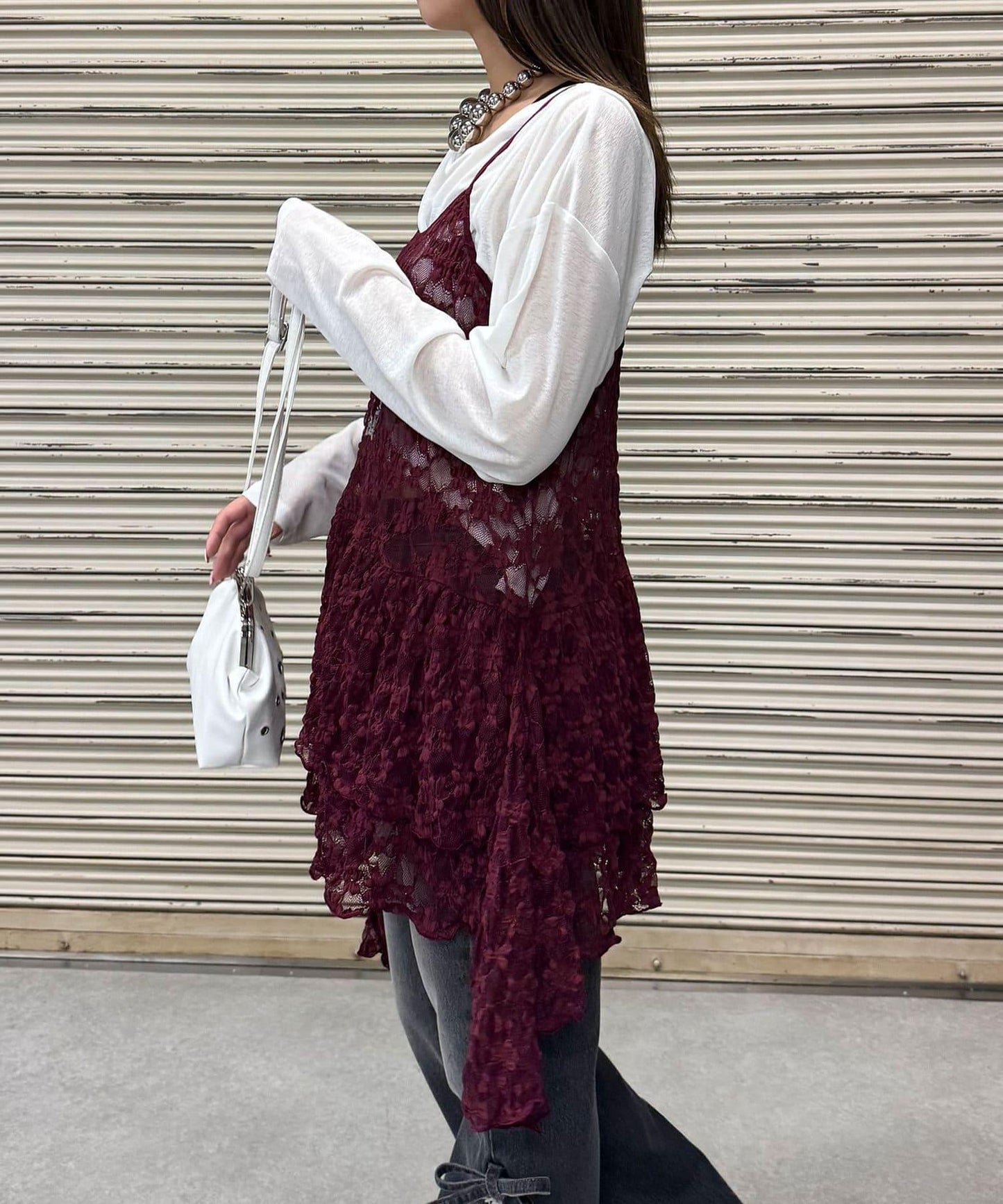 蕾絲連衣裙數字排列不規則下襬連衣裙