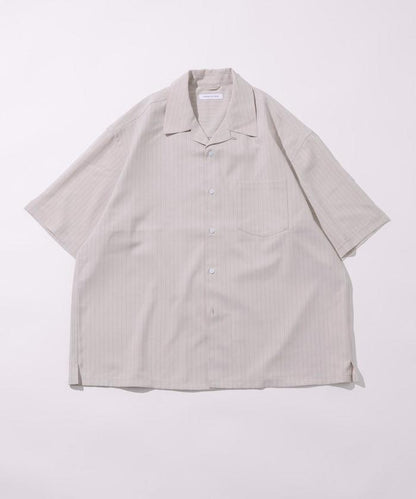 Reflax 功能性材料 輕鬆合身 條紋 開領襯衫 短袖