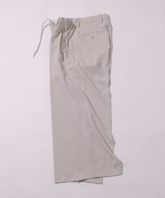 Reflax 功能性材料 寬鬆剪裁 輕鬆條紋西褲