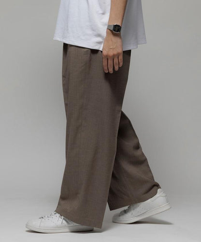 Reflax 功能性材料 寬鬆剪裁 輕鬆條紋西褲