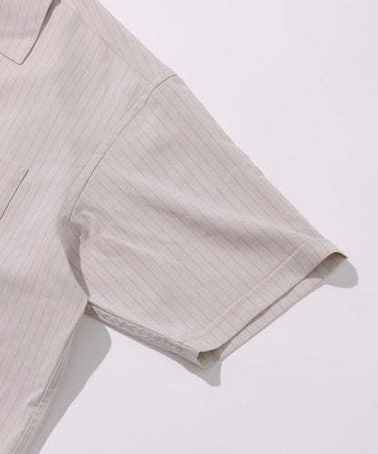 Reflax 功能性材料 輕鬆合身 條紋 開領襯衫 短袖