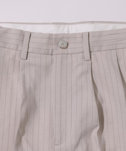 Reflax 功能性材料 寬鬆剪裁 輕鬆條紋西褲