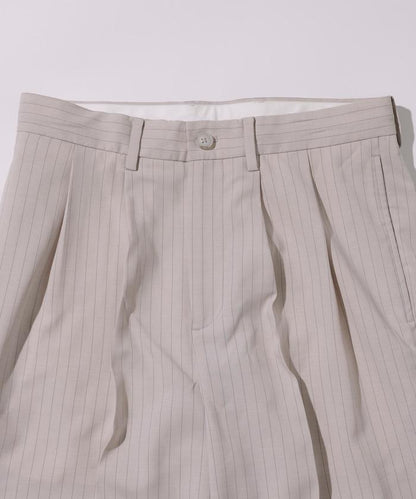 Reflax 功能性材料 寬鬆剪裁 輕鬆條紋西褲