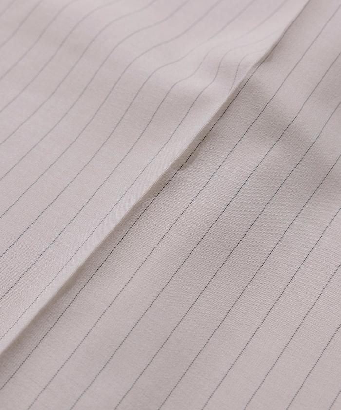 Reflax 功能性材料 寬鬆剪裁 輕鬆條紋西褲