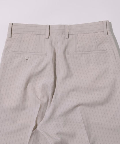 Reflax 功能性材料 寬鬆剪裁 輕鬆條紋西褲